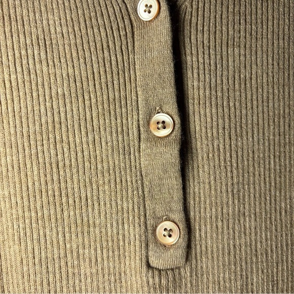 Aritzia Babaton Dress Womens Small Henley Sweater Merino Wool Belt MInimalist - Picture 4 of 6